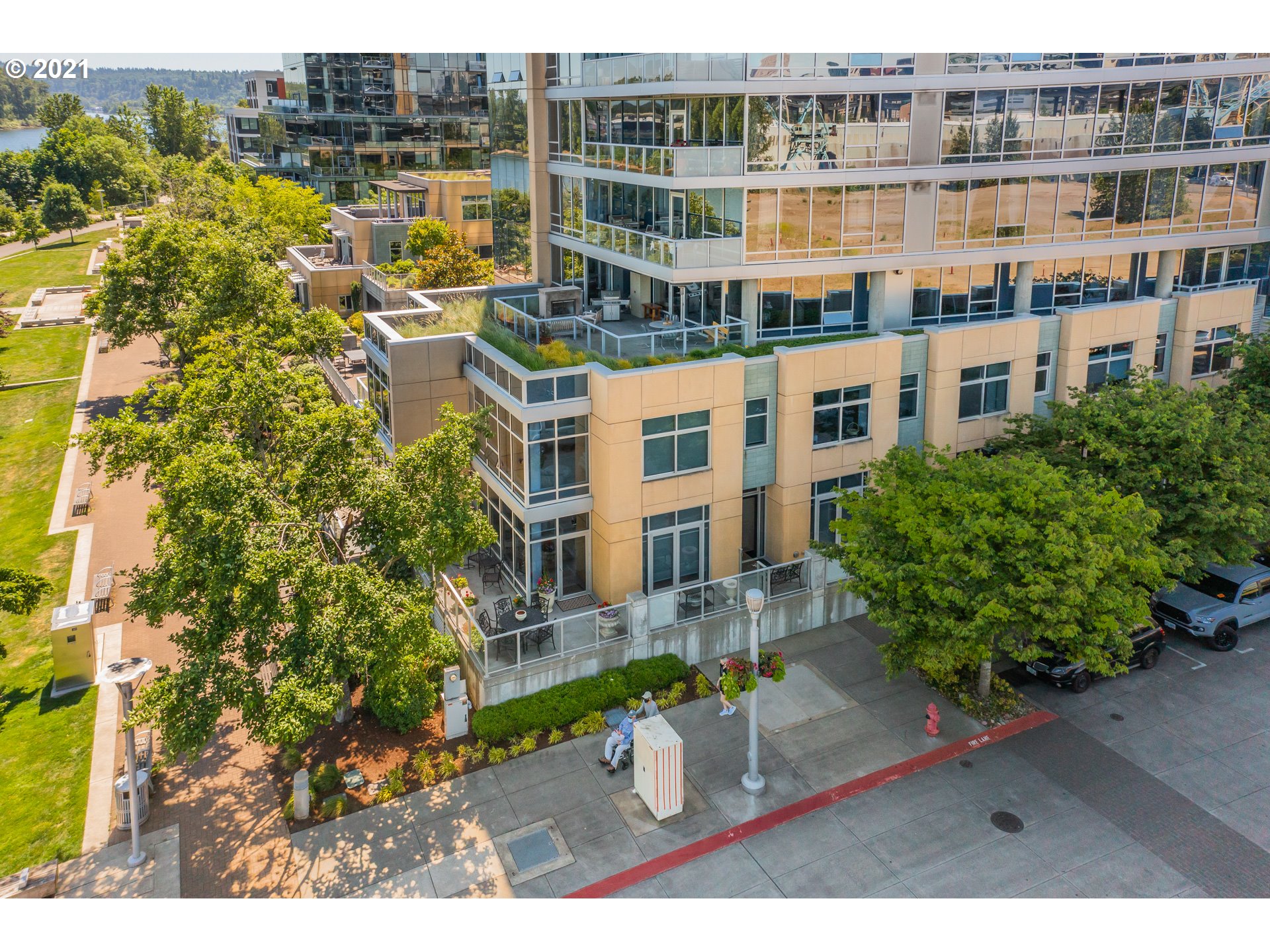 848 South Curry Street, Unit 110 Portland, OR 97239 - Photo 8 of 32