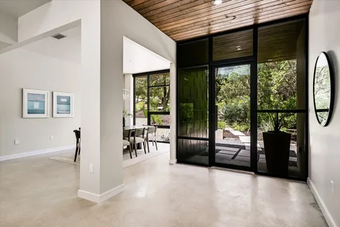 $2,750,000 | 500 Laurel Valley Road, West Lake Hills, TX 78746