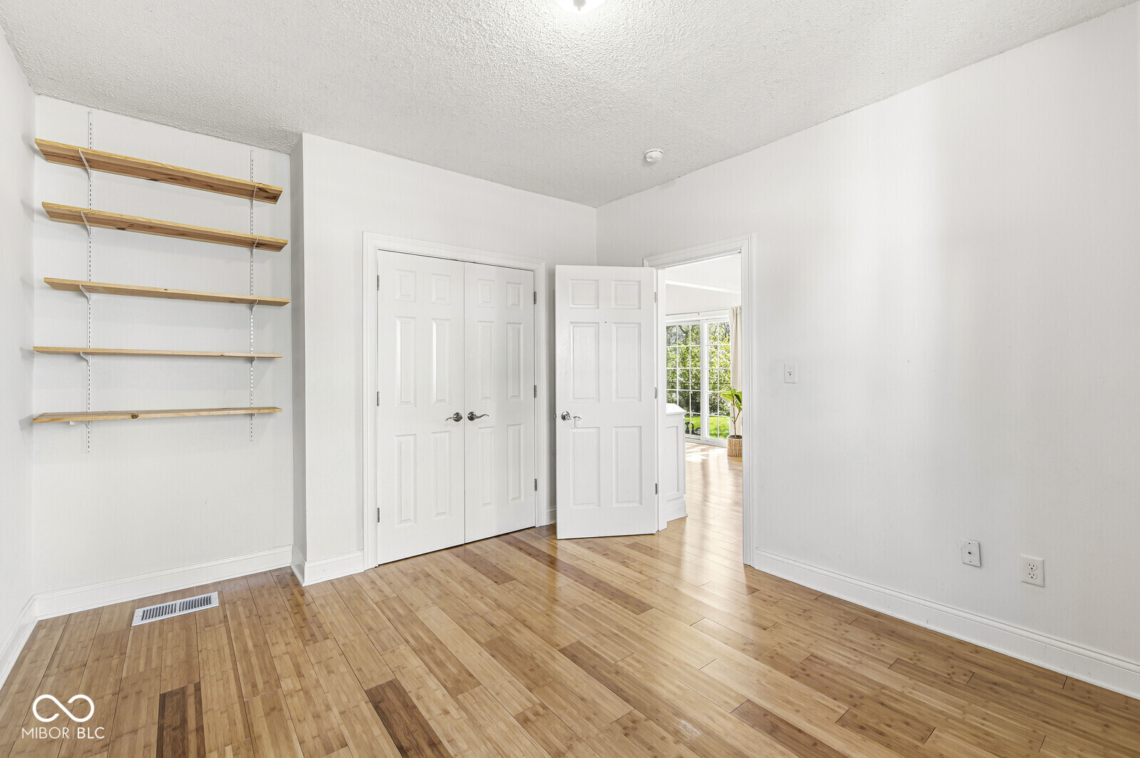 1329 Spruce Street Indianapolis, IN 46203 - Photo 15 of 46