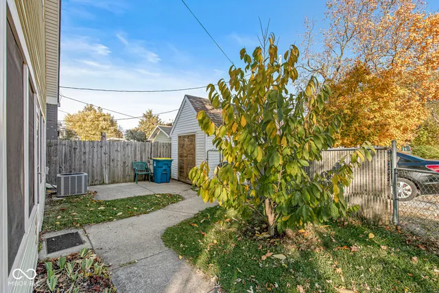 $325,000 | 1329 Spruce Street, Indianapolis, IN 46203