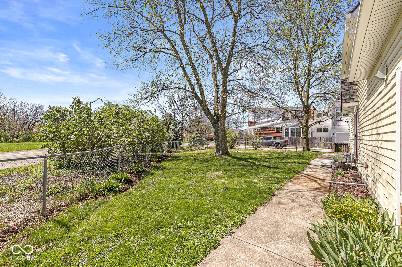 1329 Spruce Street Indianapolis, IN 46203 - Photo 38 of 46