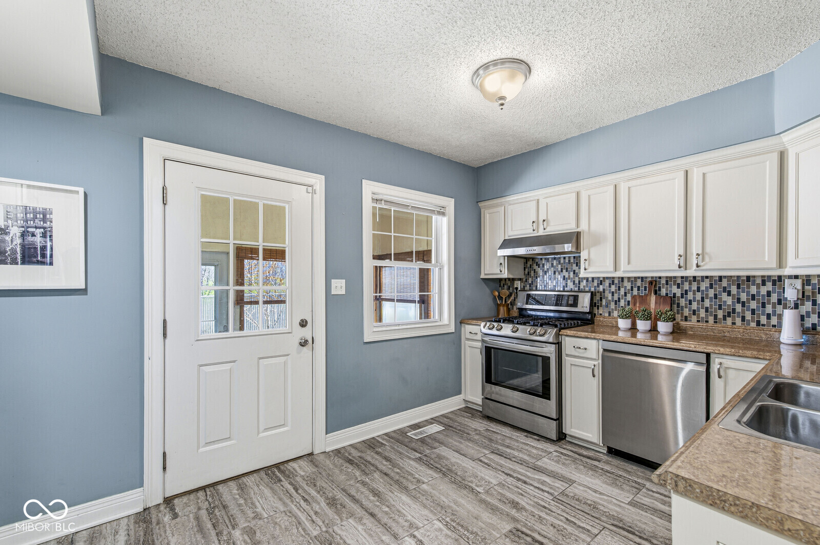 1329 Spruce Street Indianapolis, IN 46203 - Photo 10 of 46