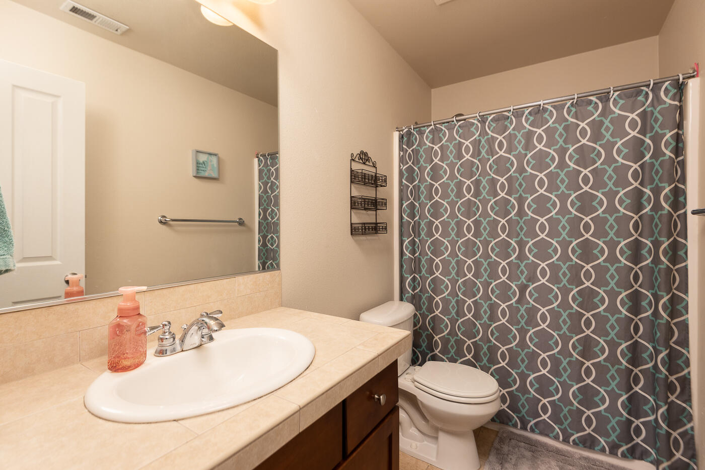 2664 Southwest 50th Street Redmond, OR 97756 - Photo 19 of 25 50th_Chris-12