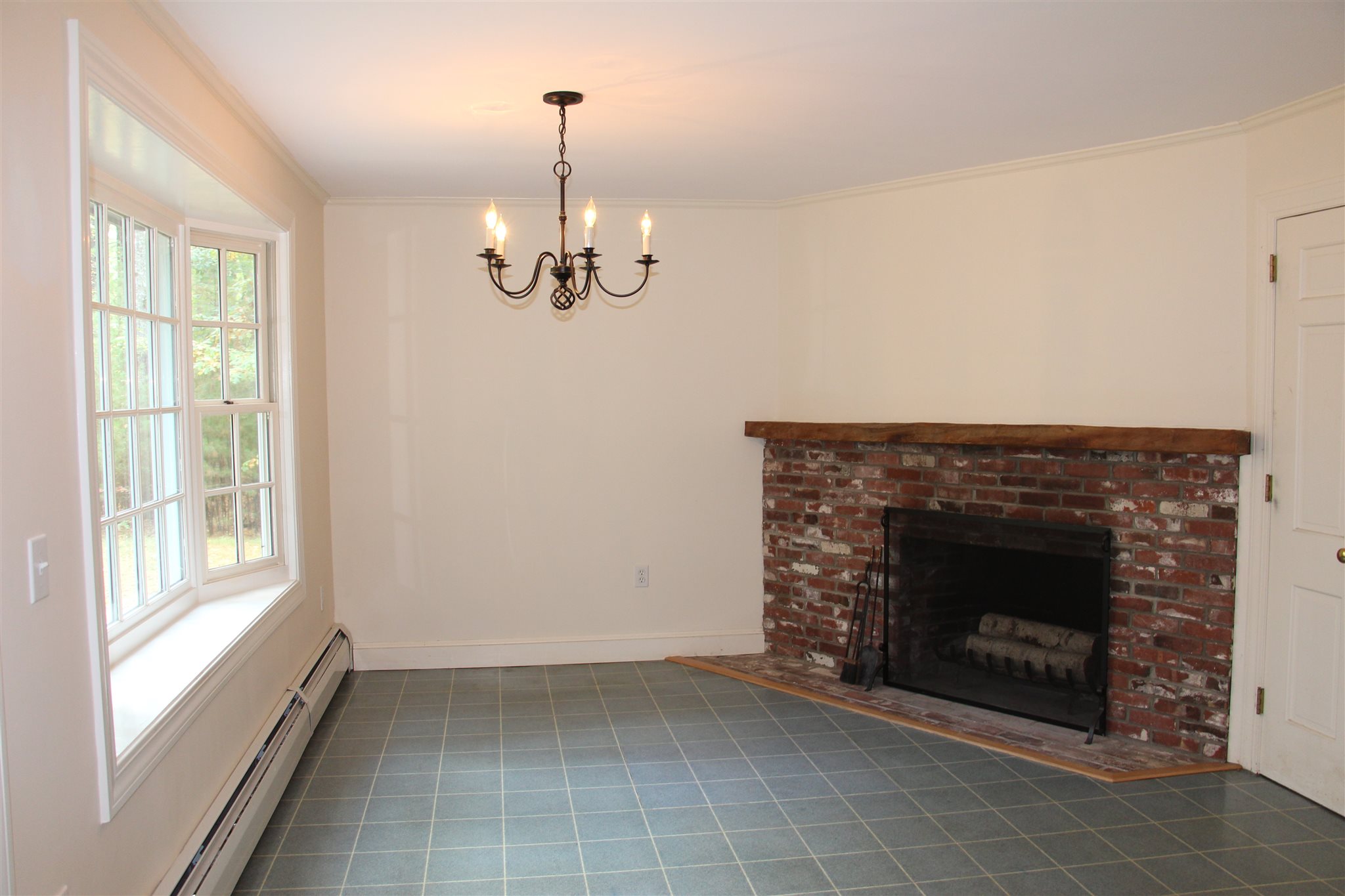 279 Wheeler Road Hollis, NH 03049 - Photo 6 of 26