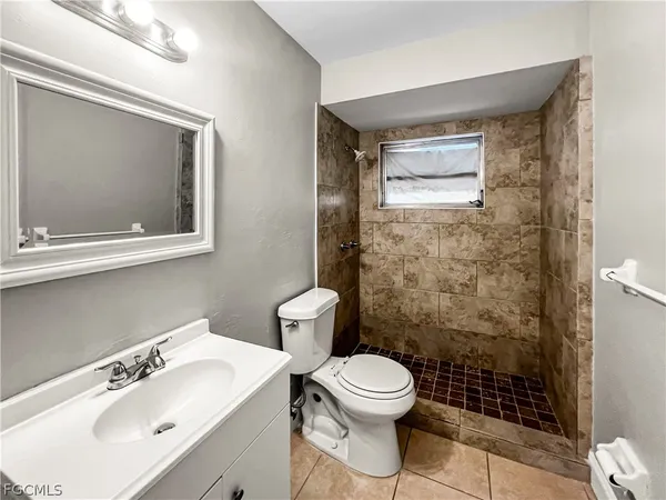 $1,799 | 7300 Barragan Road, Fort Myers, FL 33967