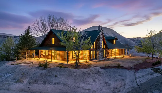 a view of outdoor space yard and patio