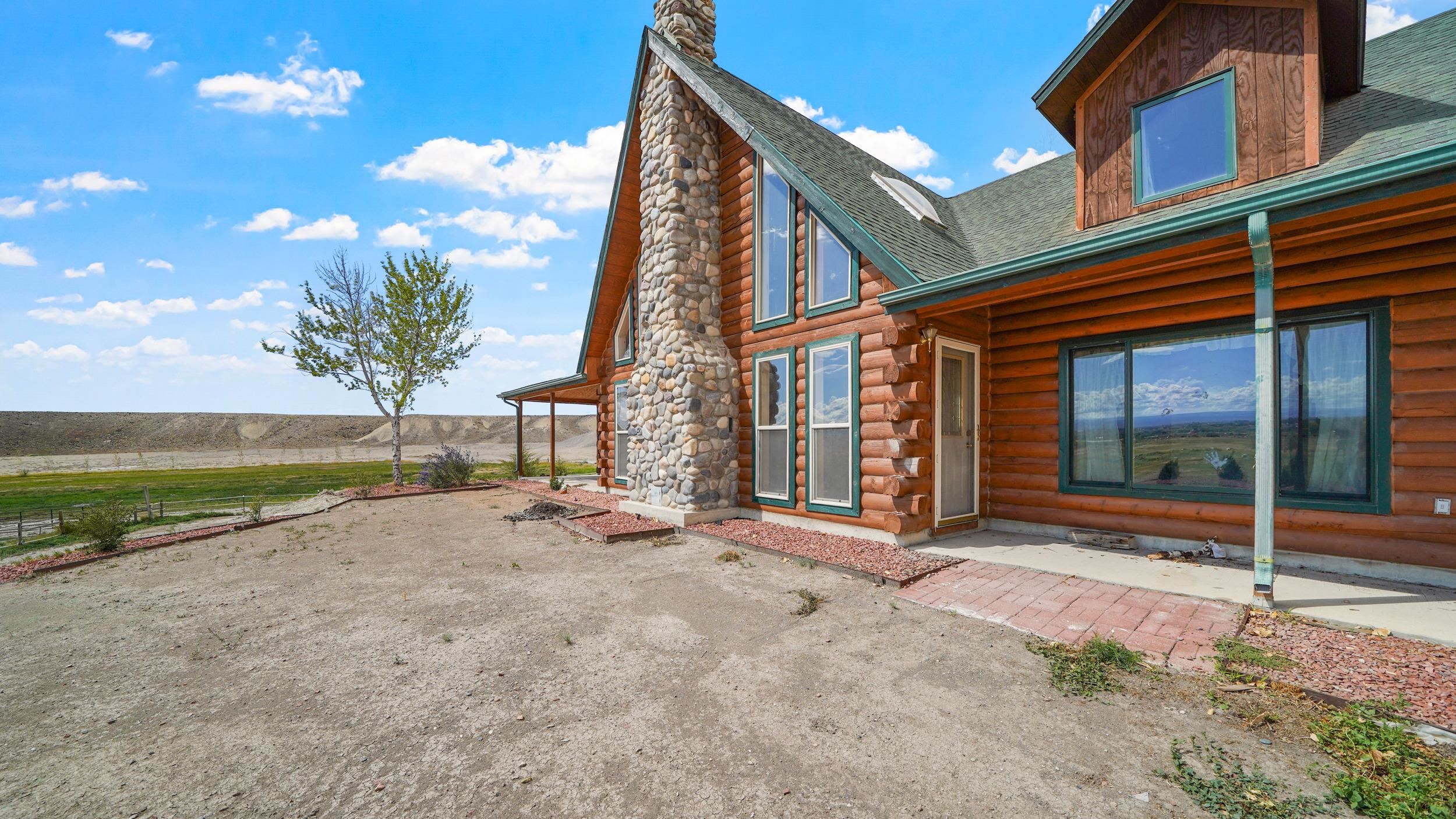 863 1400th Lane Delta, CO 81416 - Photo 33 of 42 a view of a house with backyard