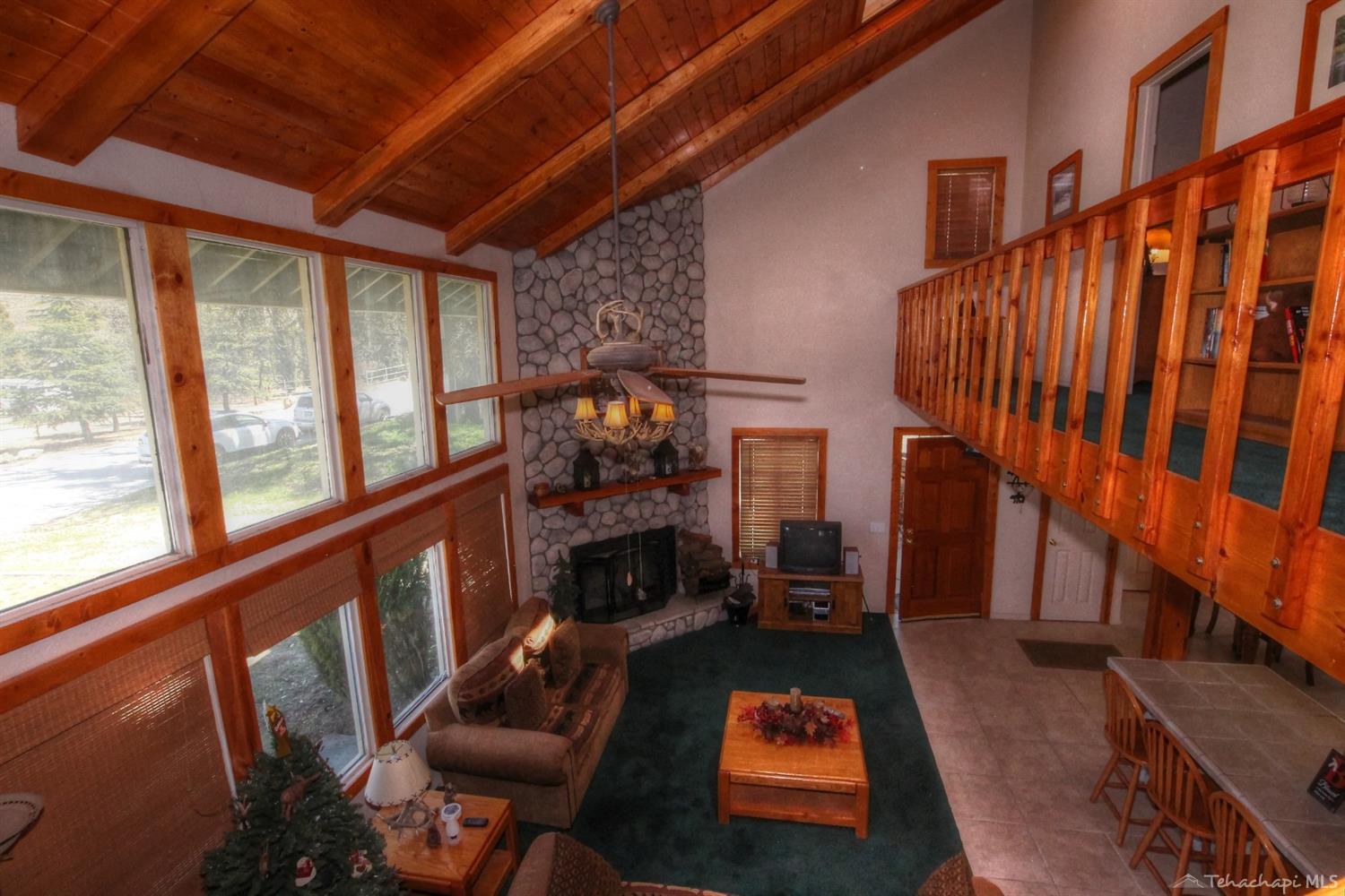 26600 Columbia Way Tehachapi, CA 93561 - Photo 17 of 32 Gallery Image 17