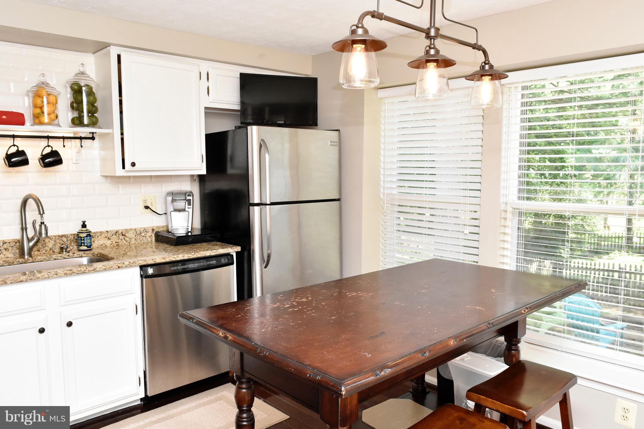 7368 Kindler Road Columbia, MD 21046 - Photo 8 of 23 Kitchen