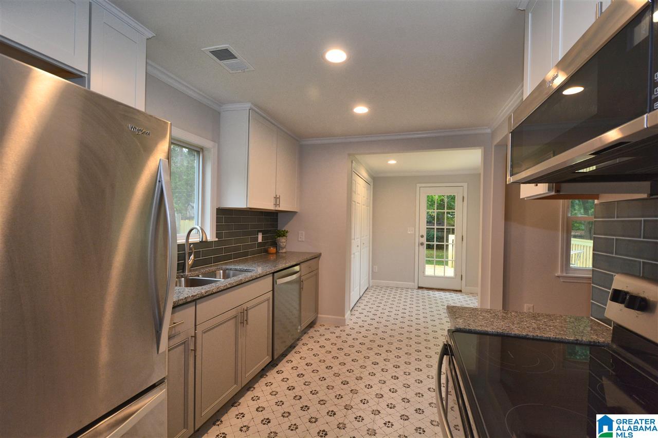 1331 Montevallo Road Birmingham, AL 35210 - Photo 17 of 38