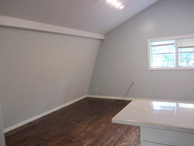 1368 Fish Hatchery Road Huntsville, TX 77320 - Photo 28 of 33 living area