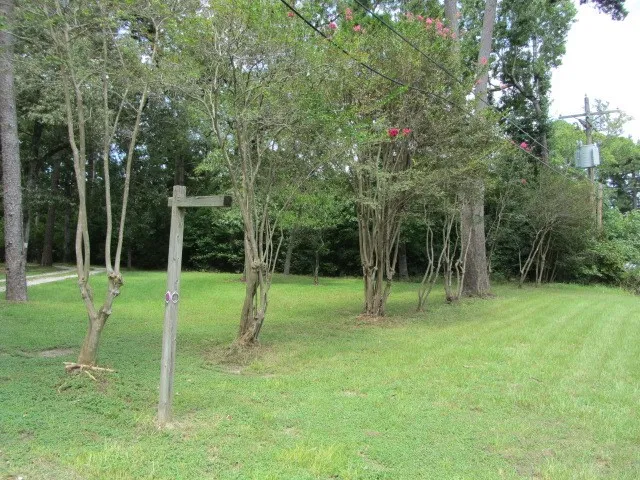 $475,000 | 1368 Fish Hatchery Road, Huntsville, TX 77320