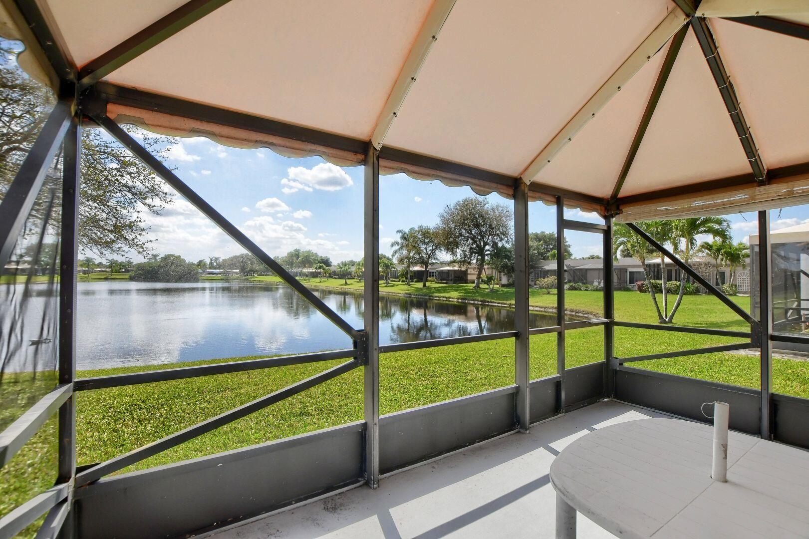 9244 Flynn Circle, Unit 4 Boca Raton, FL 33496 - Photo 26 of 41 Back Patio