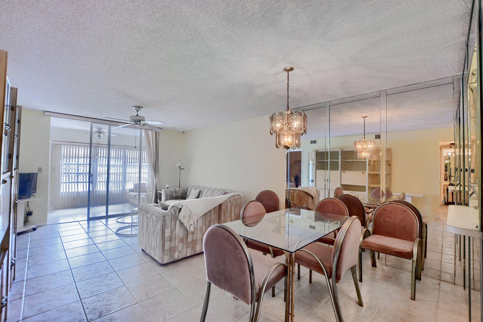 9244 Flynn Circle, Unit 4 Boca Raton, FL 33496 - Photo 10 of 41 Dining / Living Area