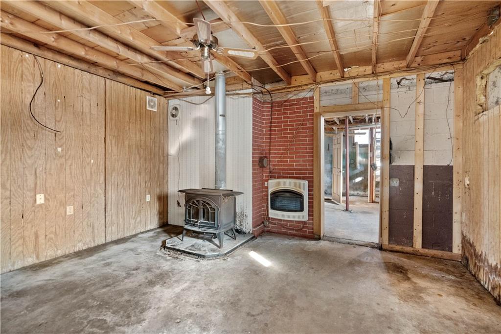450 Concord Circle Road Beaver Falls, PA 15010 - Photo 21 of 25 Apartment Area in Garage