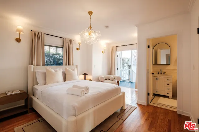 $12,500 | 866 North Doheny Drive, West Hollywood, CA 90069