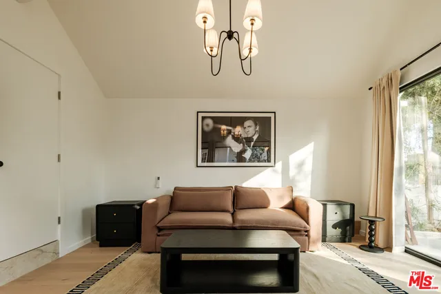 $12,500 | 866 North Doheny Drive, West Hollywood, CA 90069