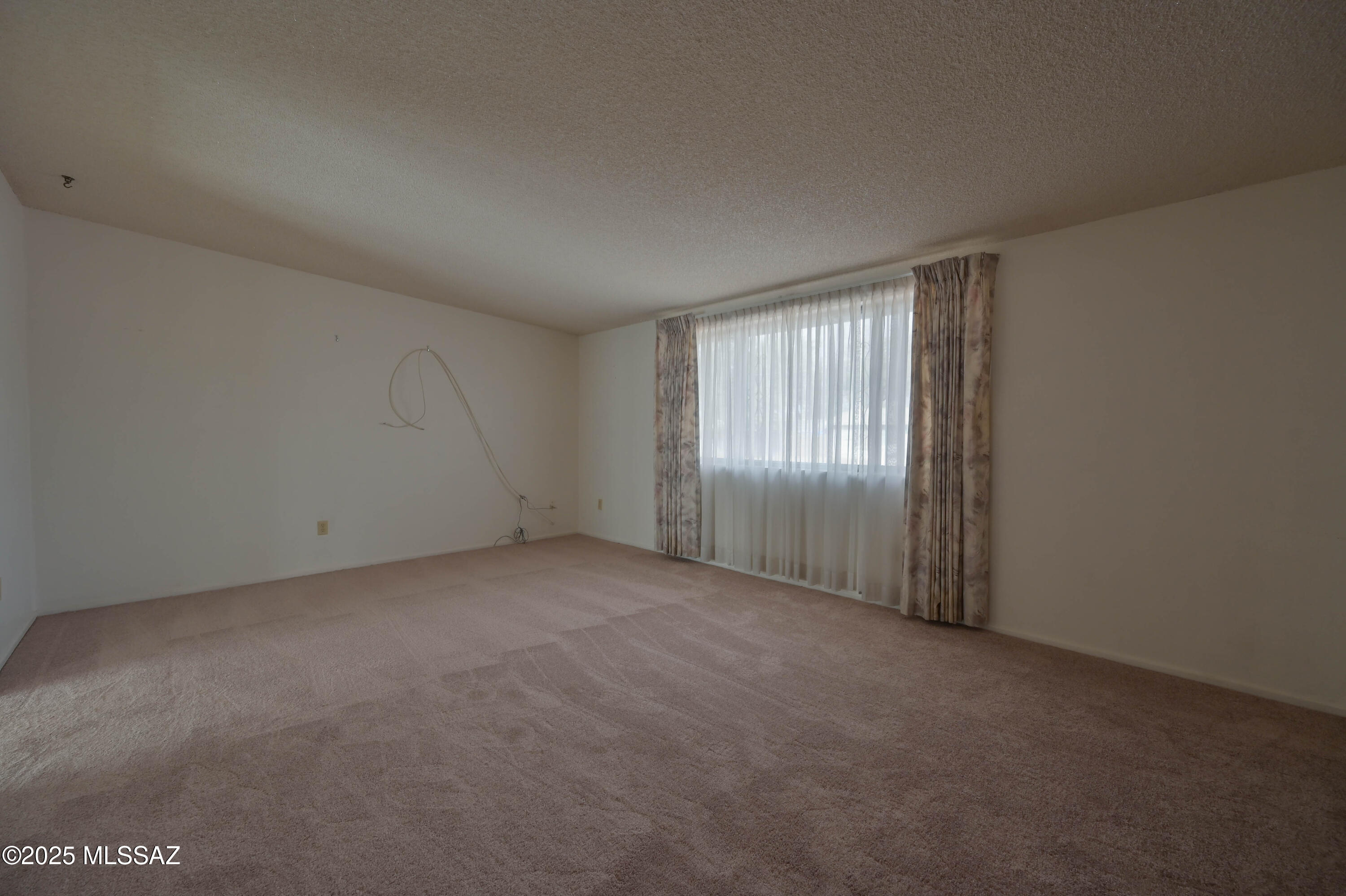 830 East Halcyon Road Tucson, AZ 85719 - Photo 8 of 46