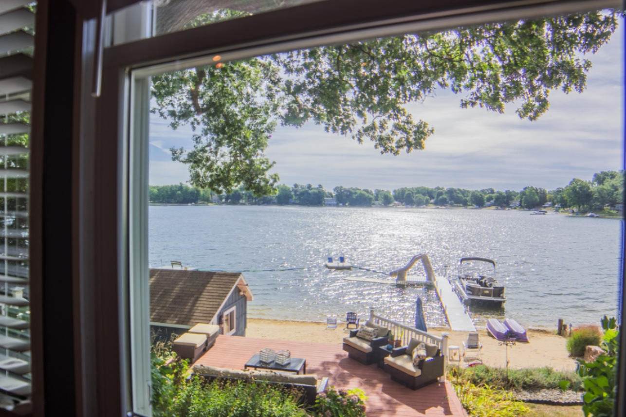 window (2)