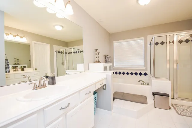 $425,000 | 19711 Arbor Creek Drive, Katy, TX 77449