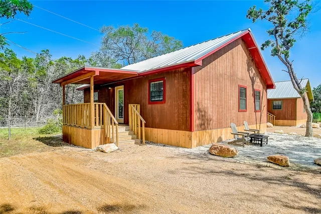 $1,800,000 | 1374 Forest View Drive, Blanco, TX 78606