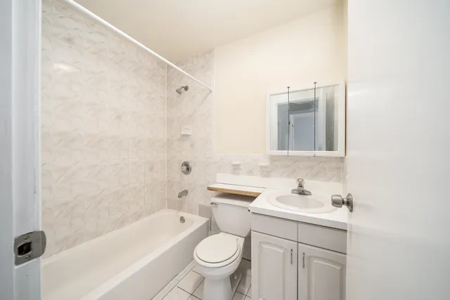 a picture of a counter top space