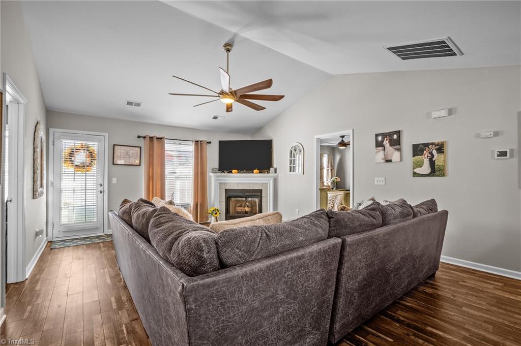 6002 Old Park Lane High Point, NC 27265 - Photo 6 of 35