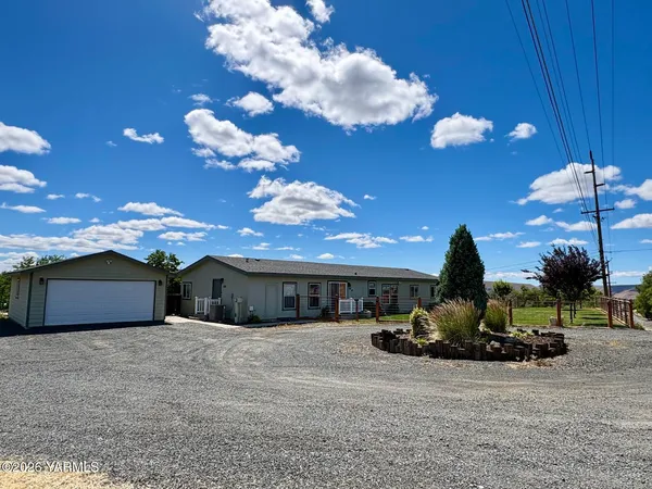 $395,000 | 1101 Gore Road, Selah, WA 98942