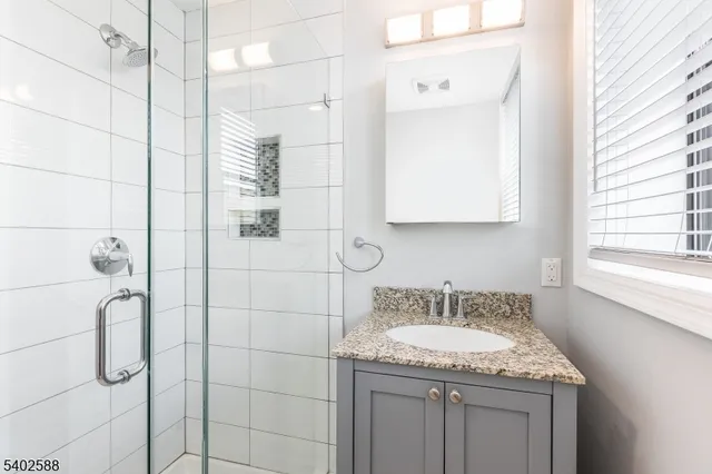 $2,500 | 73 Washington Street, Unit 10, Bloomfield, NJ 07003