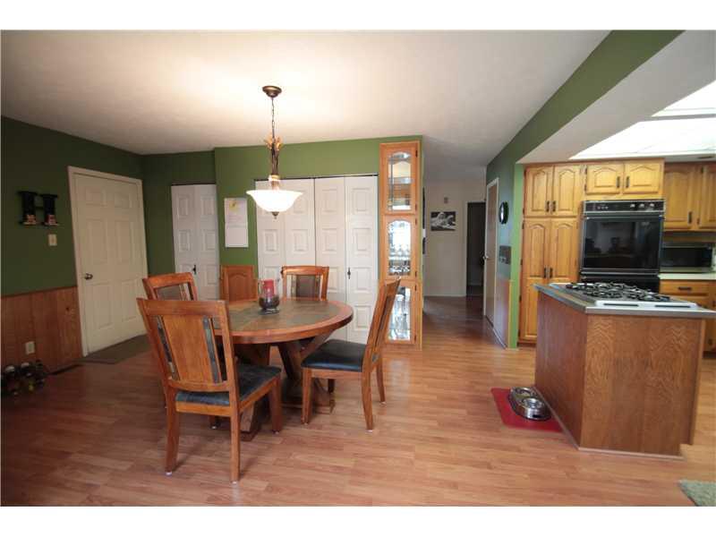 8231 Taunton Road Indianapolis, IN 46260 - Photo 5 of 21 Gallery Image 5