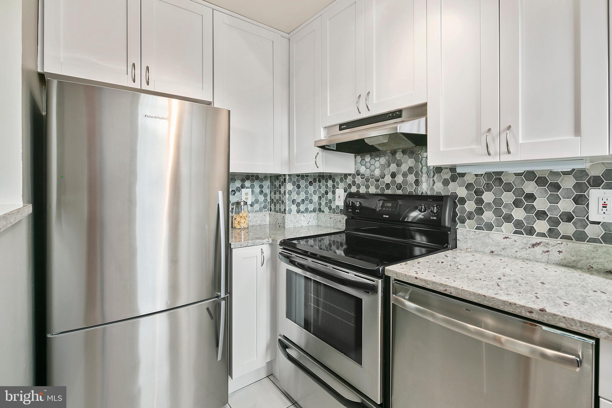 1661 Park Road Northwest, Unit 305 Washington, DC 20010 - Photo 9 of 19 Gallery Image 9