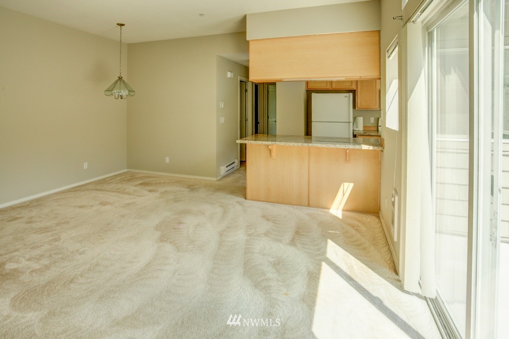 15325 Southeast 155th Place, Unit R4 Renton, WA 98058 - Photo 8 of 17 Gallery Image 8