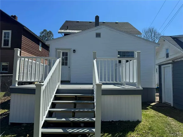 $229,000 | 101 Steuben Avenue, Herkimer, NY 13350
