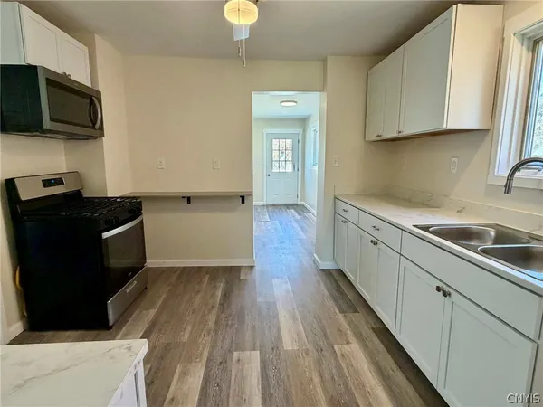 $229,000 | 101 Steuben Avenue, Herkimer, NY 13350