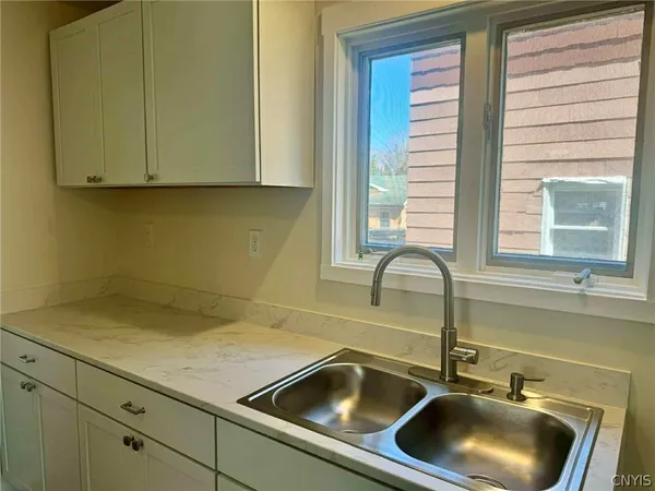 $229,000 | 101 Steuben Avenue, Herkimer, NY 13350