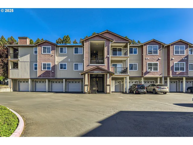 $275,000 | 10804 Northeast Holly Street, Unit 303, Hillsboro, OR 97006