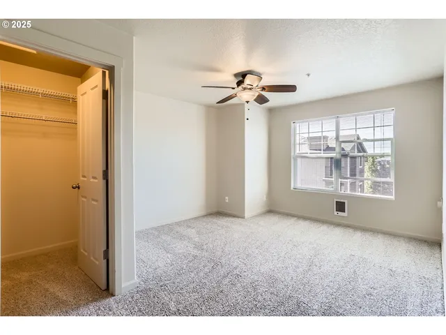$275,000 | 10804 Northeast Holly Street, Unit 303, Hillsboro, OR 97006