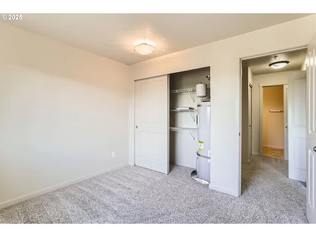 $275,000 | 10804 Northeast Holly Street, Unit 303, Hillsboro, OR 97006