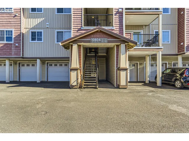 $275,000 | 10804 Northeast Holly Street, Unit 303, Hillsboro, OR 97006