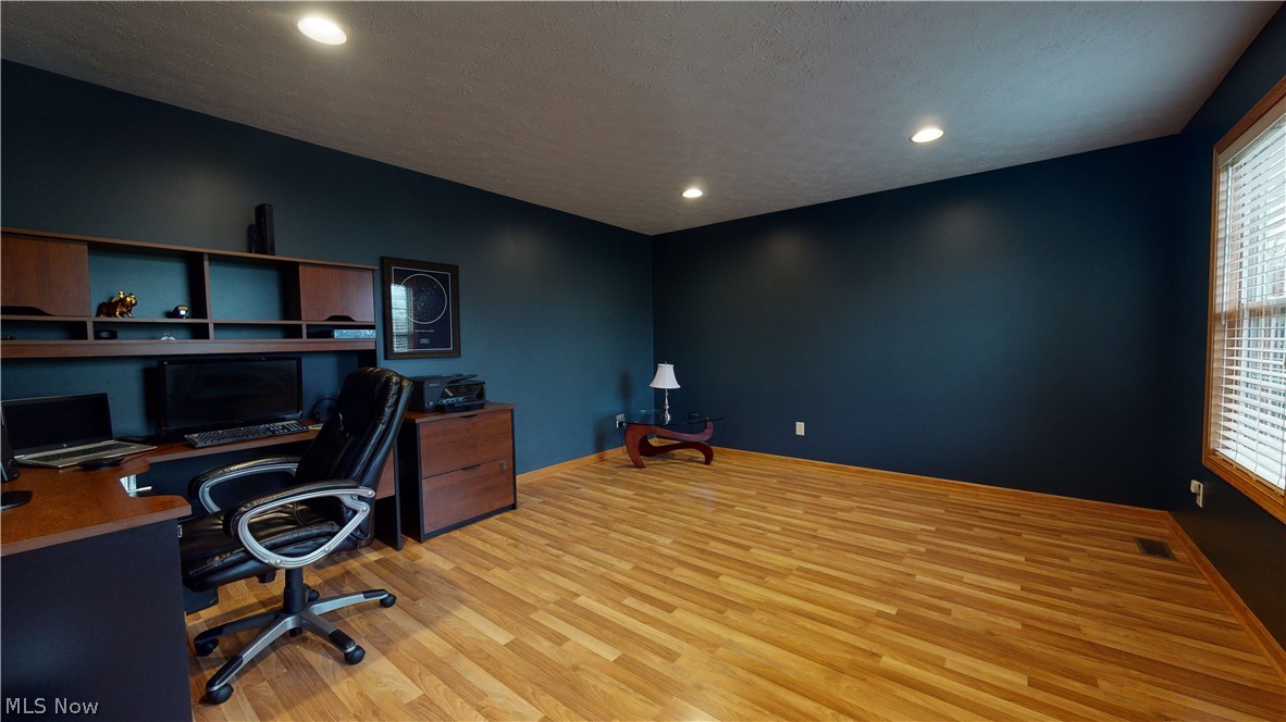 4622 Warren Road Cortland, OH 44410 - Photo 3 of 35 Gallery Image 3