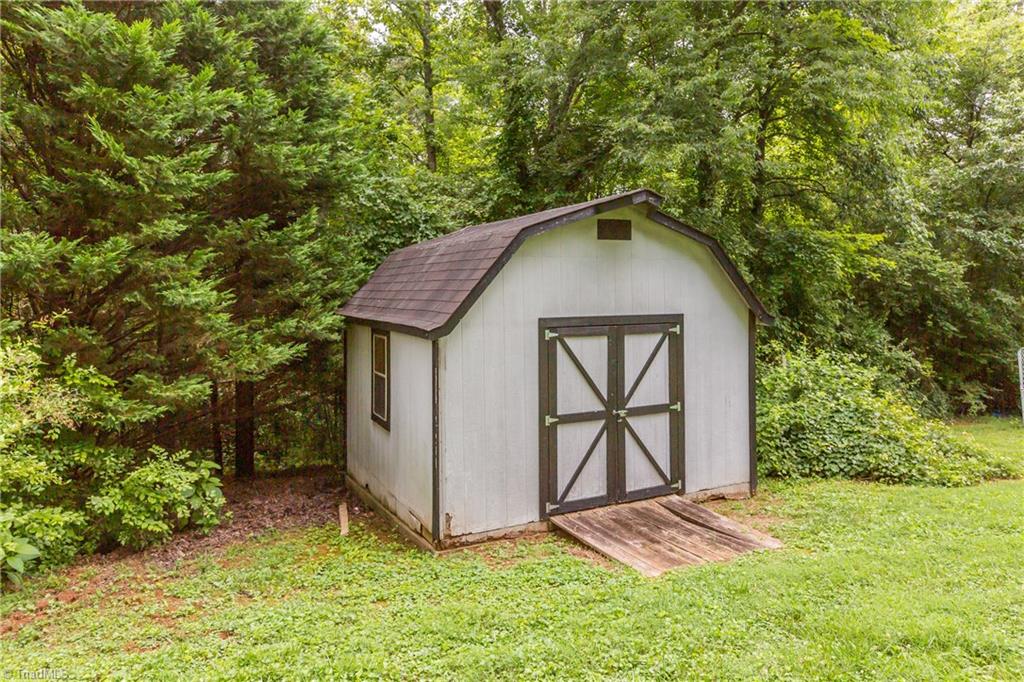 177 Aaron Road Elkin, NC 28621 - Photo 22 of 24 Gallery Image 22