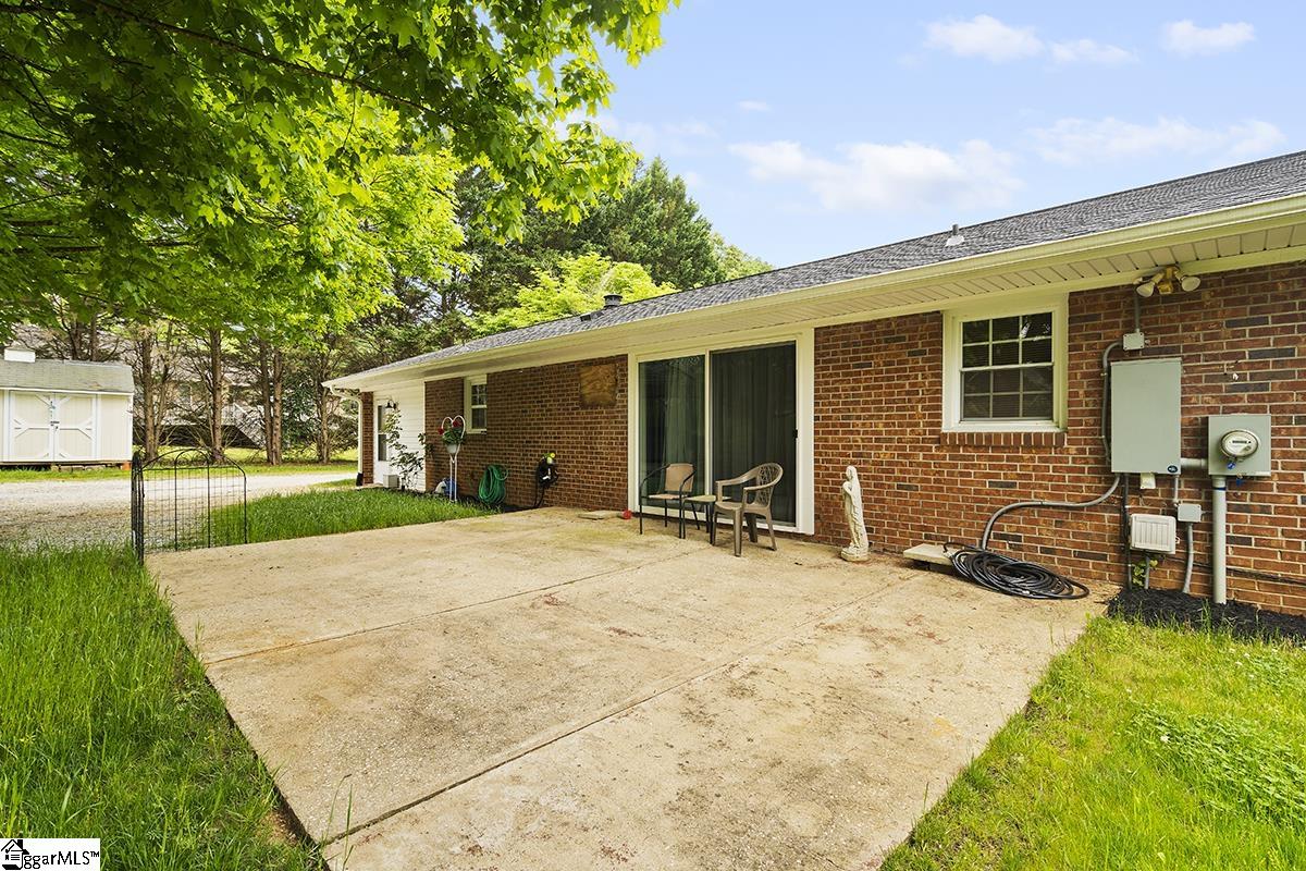 2 Shirley Drive Williamston, SC 29697 - Photo 3 of 21