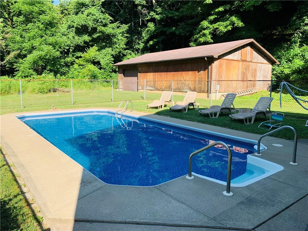 3108 Scheinbach Road Finleyville, PA 15332 - Photo 7 of 25 Gallery Image 7