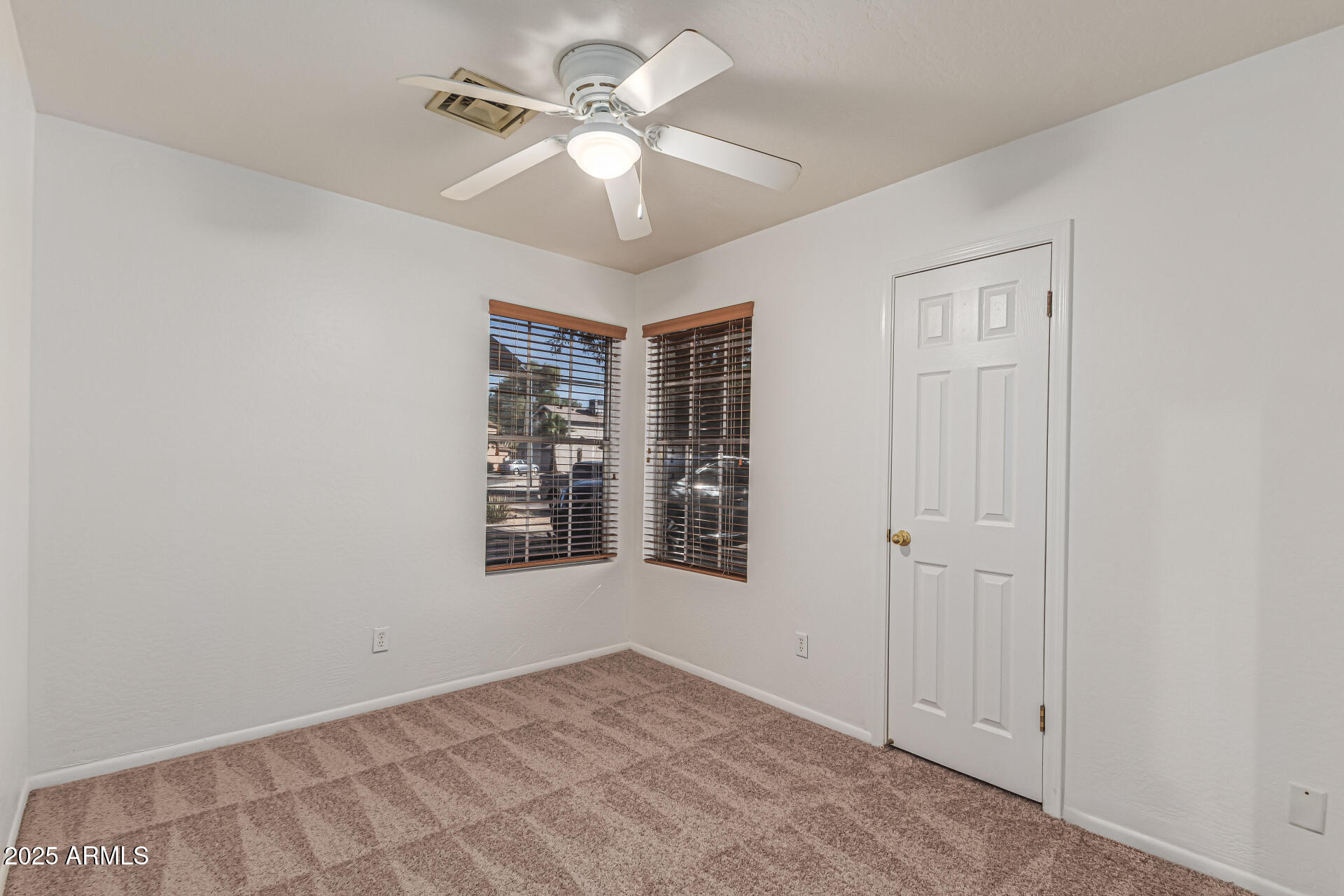 3022 East Michigan Avenue Phoenix, AZ 85032 - Photo 20 of 31 16 Michigan