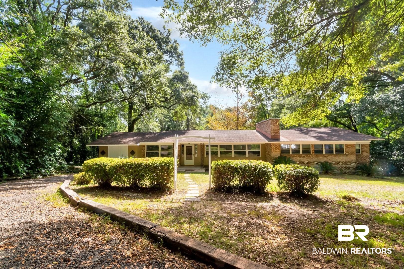 4652 East Pinewood Drive Mobile, AL 36618 - Photo 4 of 35