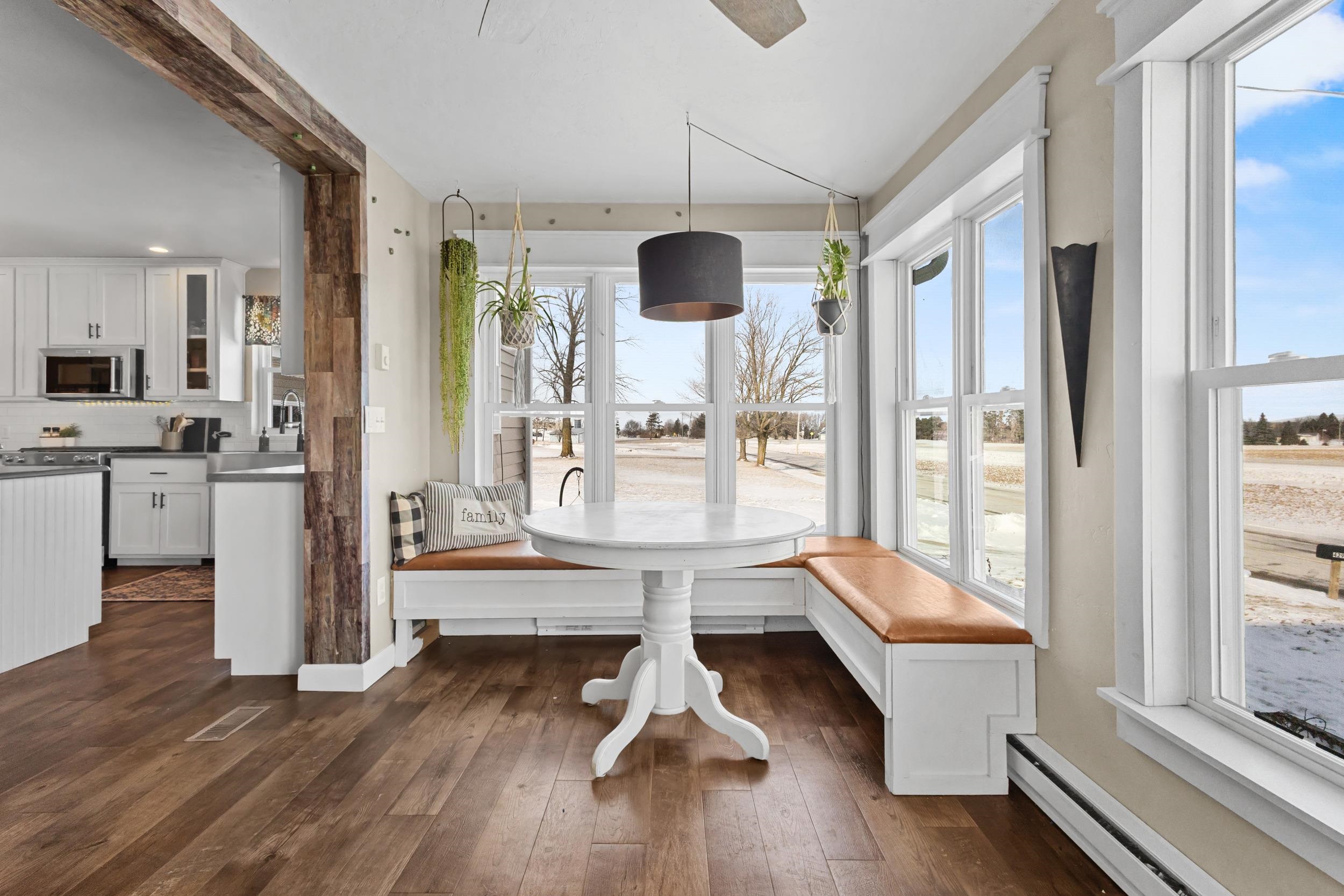 4292 Stagecoach Road Green Bay, WI 54311 - Photo 12 of 84