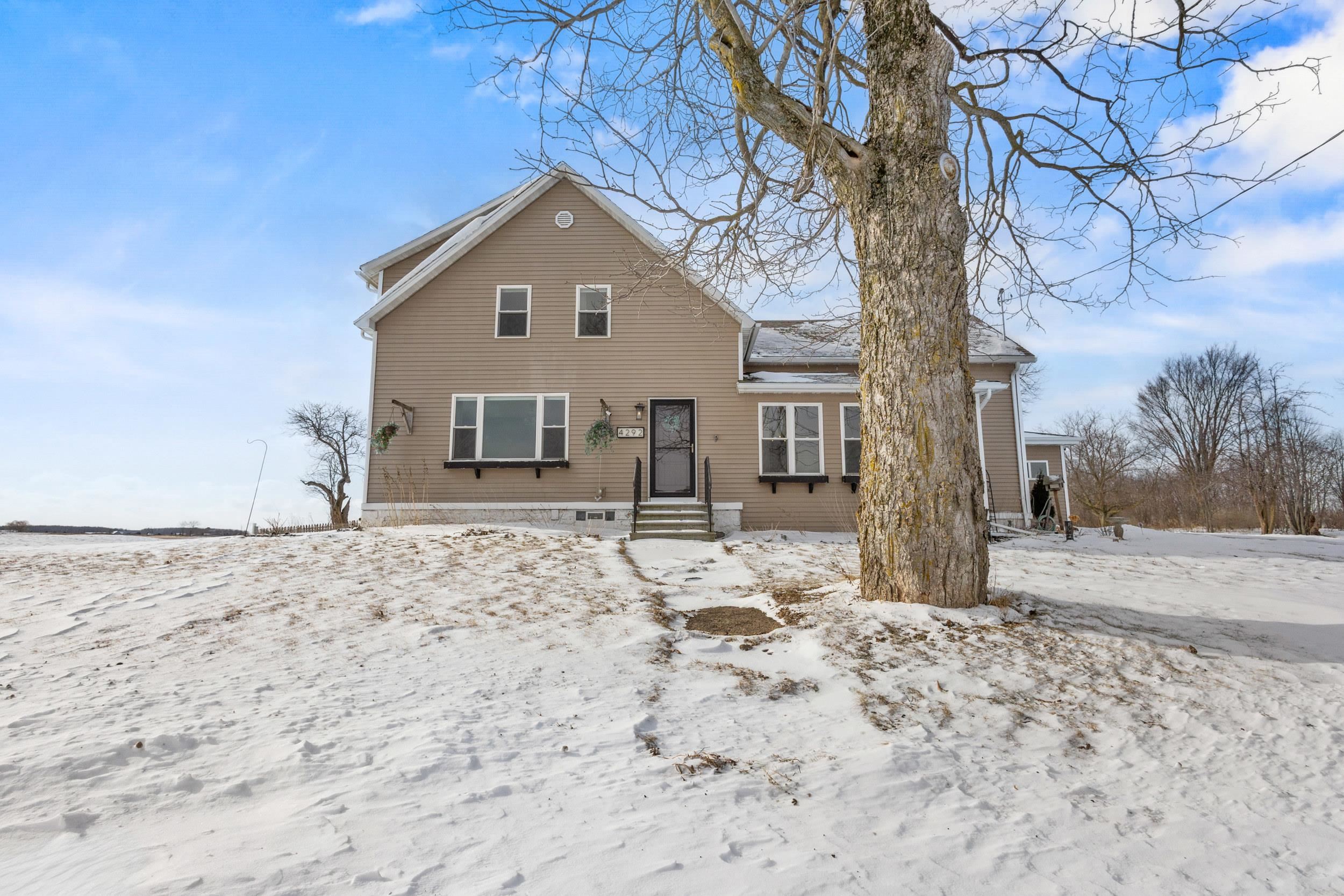 4292 Stagecoach Road Green Bay, WI 54311 - Photo 5 of 84