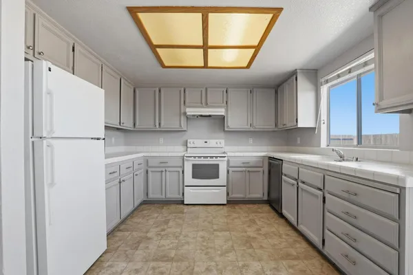$399,000 | 1707 Chateau Drive, Olivehurst, CA 95961