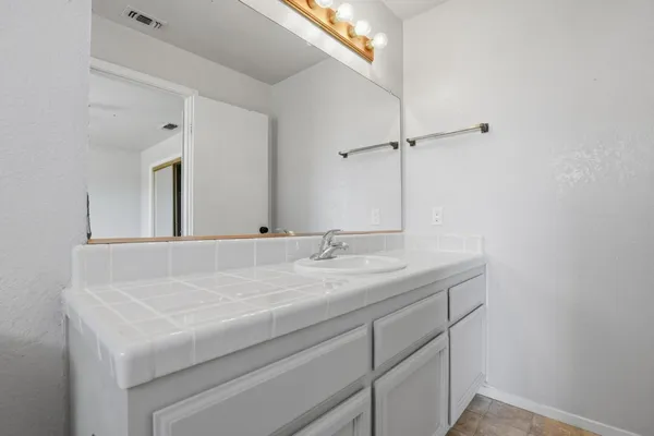 $399,000 | 1707 Chateau Drive, Olivehurst, CA 95961