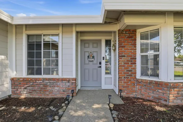 $399,000 | 1707 Chateau Drive, Olivehurst, CA 95961